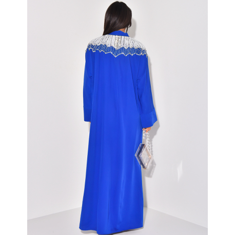 Abaya à perles et strass sur les épaules Abaya à perles et strass sur les épaules