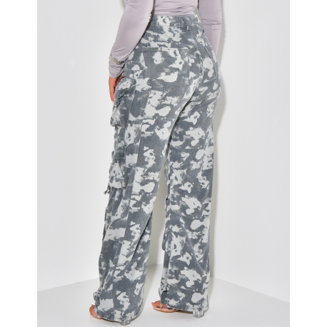 Camouflage-Jeans mit Cargotaschen   Camouflage-Jeans mit Cargotaschen