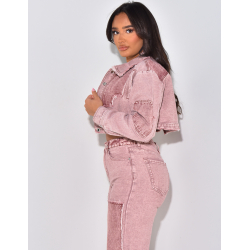 Veste courte en jeans effet délavé à empiècements contrastants Veste courte en jeans effet délavé à empiècements contrastants