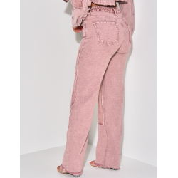 Gerade geschnittene, verwaschene Jeans mit kontrastierenden Einsätzen. Gerade geschnittene, verwaschene Jeans mit kontrastierenden Einsätzen.