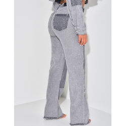 Washed straight-leg jeans with contrasting inserts Washed straight-leg jeans with contrasting inserts