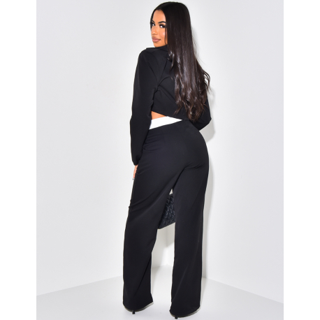 Ensemble blazer court et pantalon à bordures contrastantes