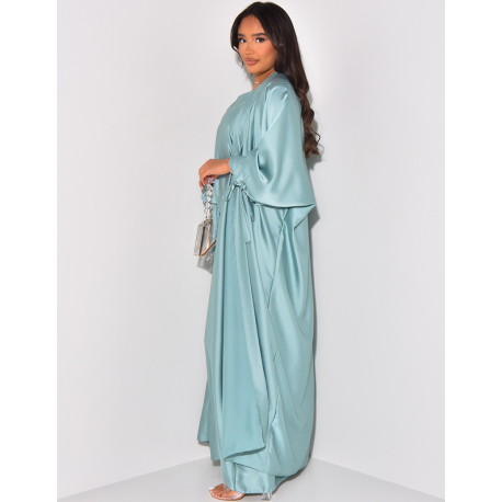 Set aus Kimono und lockerem Satinkleid mit Bindeärmeln