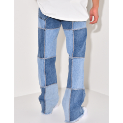 Jeans mit zweifarbigem Einsatz und kontrastierendem Muster. Jeans mit zweifarbigem Einsatz und kontrastierendem Muster.