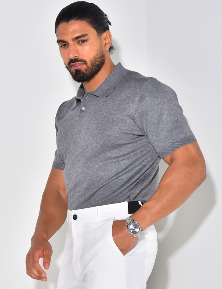 Geripptes Poloshirt mit kurzen Ärmeln  Geripptes Poloshirt mit kurzen Ärmeln