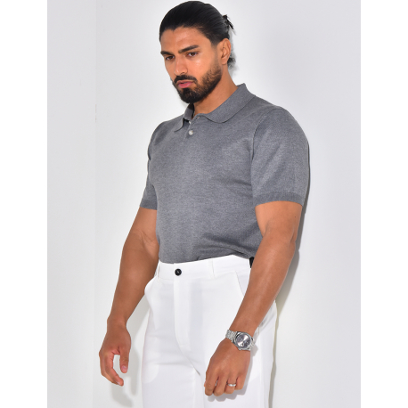 Geripptes Poloshirt mit kurzen Ärmeln  Geripptes Poloshirt mit kurzen Ärmeln