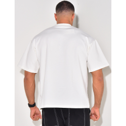 T-shirt with rich collar writing T-shirt with rich collar writing