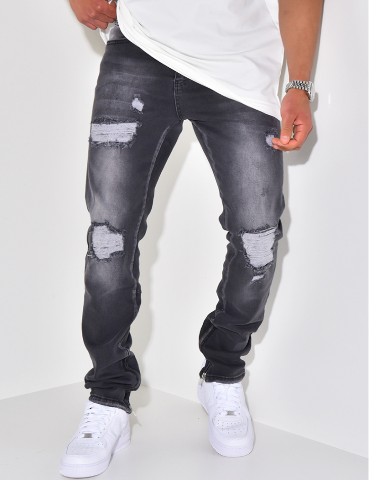 Destroyed Jeans