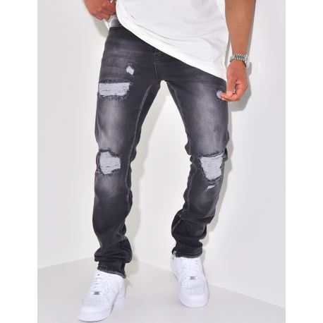 Destroyed Jeans