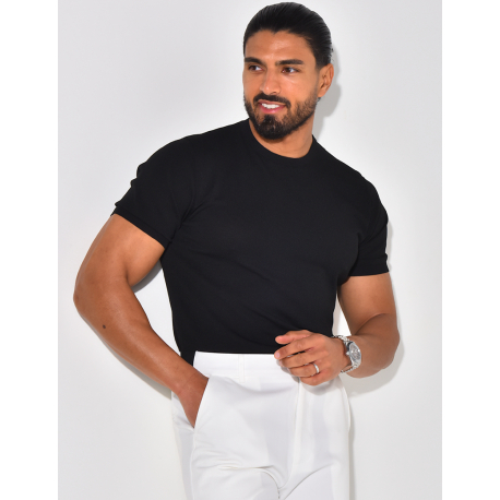   Dünnes geripptes T-Shirt