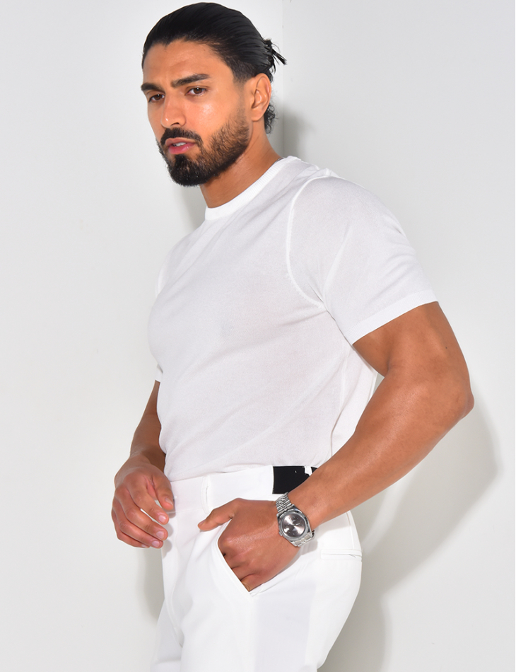 Dünnes geripptes T-Shirt   Dünnes geripptes T-Shirt