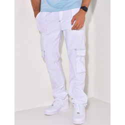 Cargo trousers with pockets