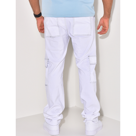 Cargo trousers with pockets