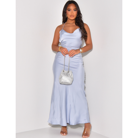 Robe longue en satin dos nu