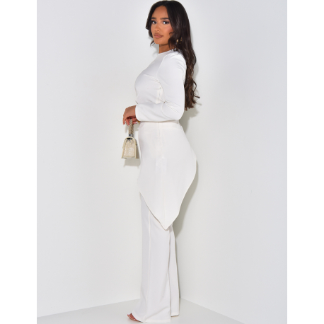 Asymmetrisches Kostümset Asymmetrisches Kostümset