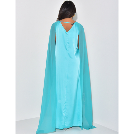 Ärmelloses langes Kleid aus Satin mit Schleier am Kragen