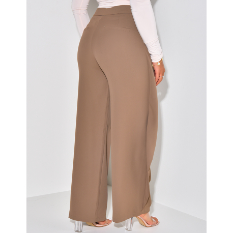 Pantalon de tailleur à empiècement asymétrique