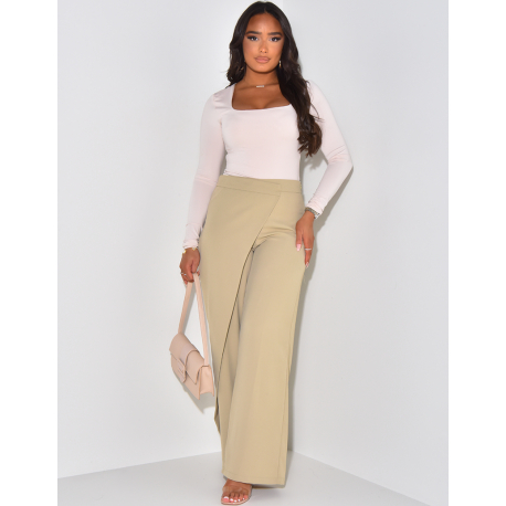 Pantalon de tailleur à empiècement asymétrique