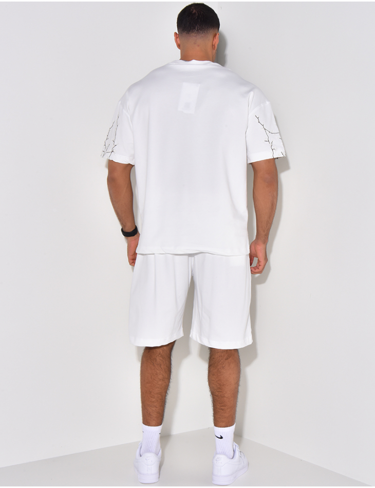 Ensemble short et t-shirt à broderie floral  Ensemble short et t-shirt à broderie floral