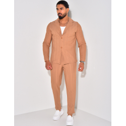 Strukturiertes Set aus Hose und Hemd Strukturiertes Set aus Hose und Hemd