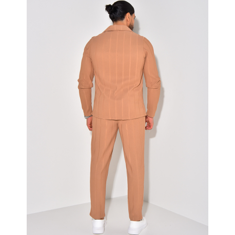 Strukturiertes Set aus Hose und Hemd Strukturiertes Set aus Hose und Hemd