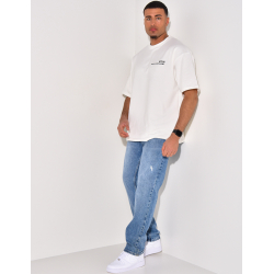 Destroyed straight cut jeans