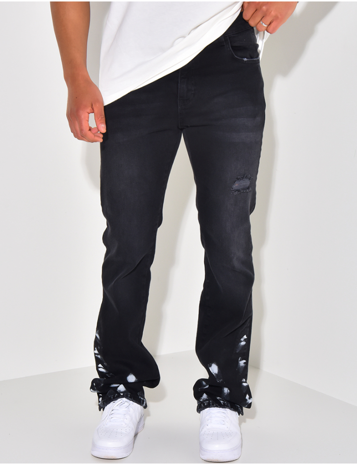 Jeans destroy à tâches de peinture Jeans destroy à tâches de peinture