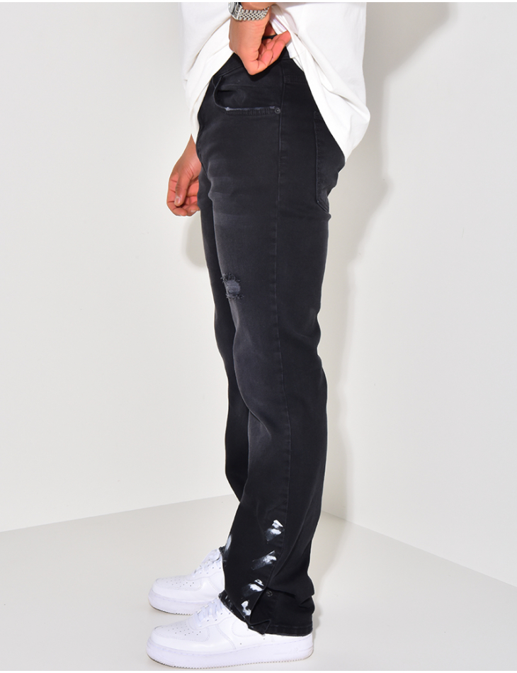 Jeans destroy à tâches de peinture Jeans destroy à tâches de peinture