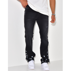 Jeans destroy à tâches de peinture Jeans destroy à tâches de peinture