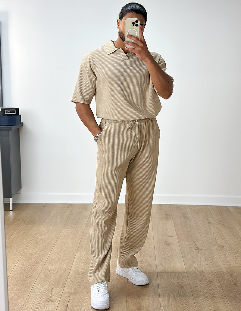 Ensemble pantalon et t-shirt col chemise côtelé