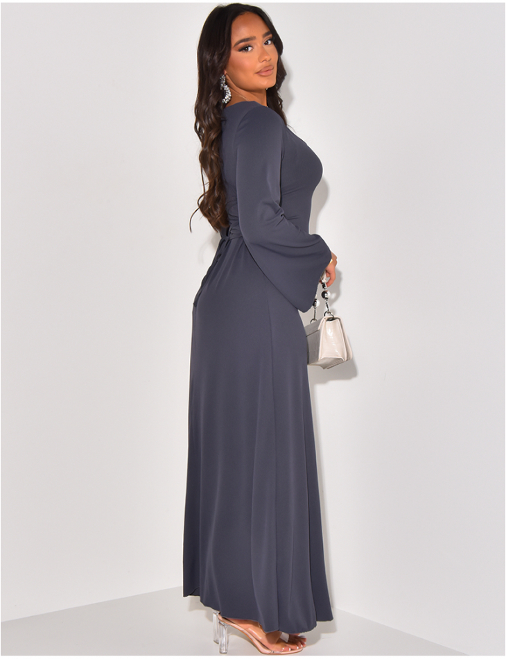 Robe longue côtelée à lacets dans le dos