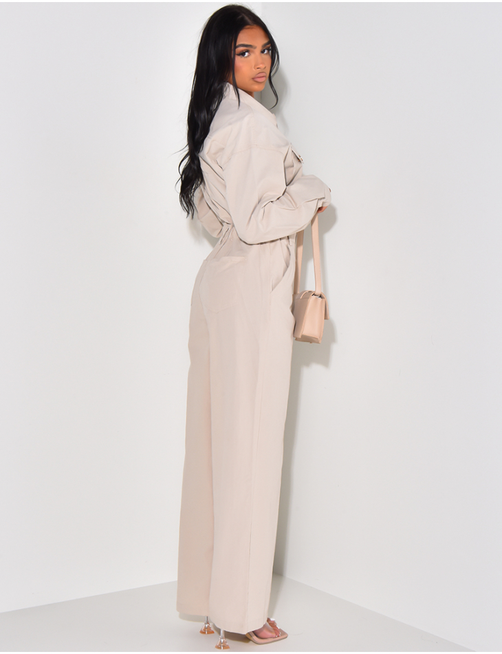 Combinaison longue à boutons dorés & poches cargo Combinaison longue à boutons dorés & poches cargo