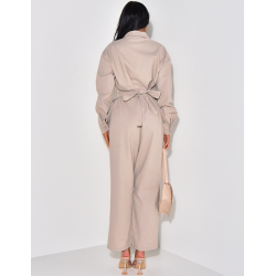 Combinaison en lin à poches cargo et ceinture à la taille Combinaison en lin à poches cargo et ceinture à la taille