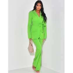 Ensemble de tailleur à ceinture large et pantalon évasé effet lin Ensemble de tailleur à ceinture large et pantalon évasé effet lin