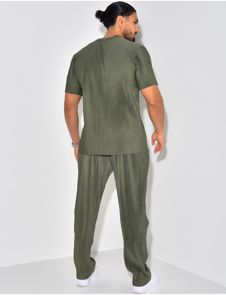 Ensemble t-shirt et pantalon