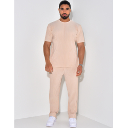 Ensemble t-shirt et pantalon