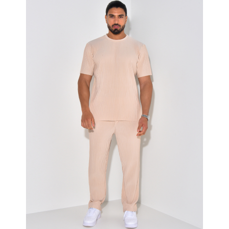 Ensemble t-shirt et pantalon