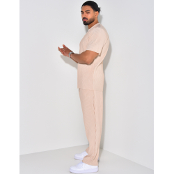 Ensemble t-shirt et pantalon