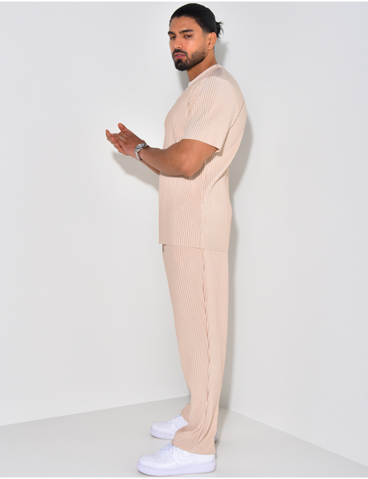 Ensemble t-shirt et pantalon