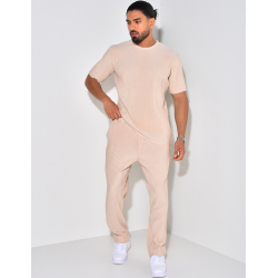 Ensemble t-shirt et pantalon