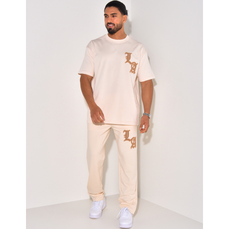 Ensemble t-shirt et jogging