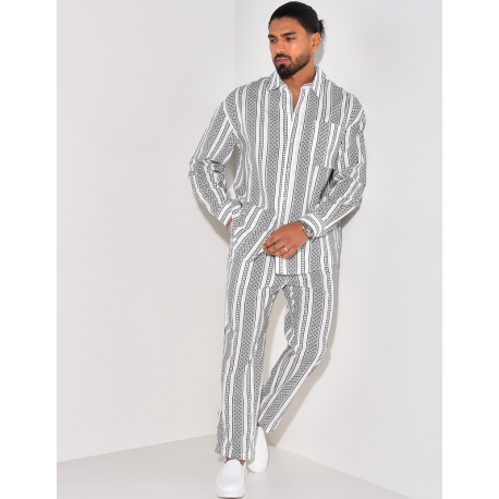 Ensemble pantalon et chemise à motifs Ensemble pantalon et chemise à motifs