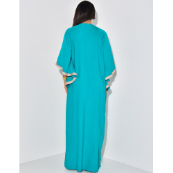 Loose-fitting abaya with gold embroidery Loose-fitting abaya with gold embroidery