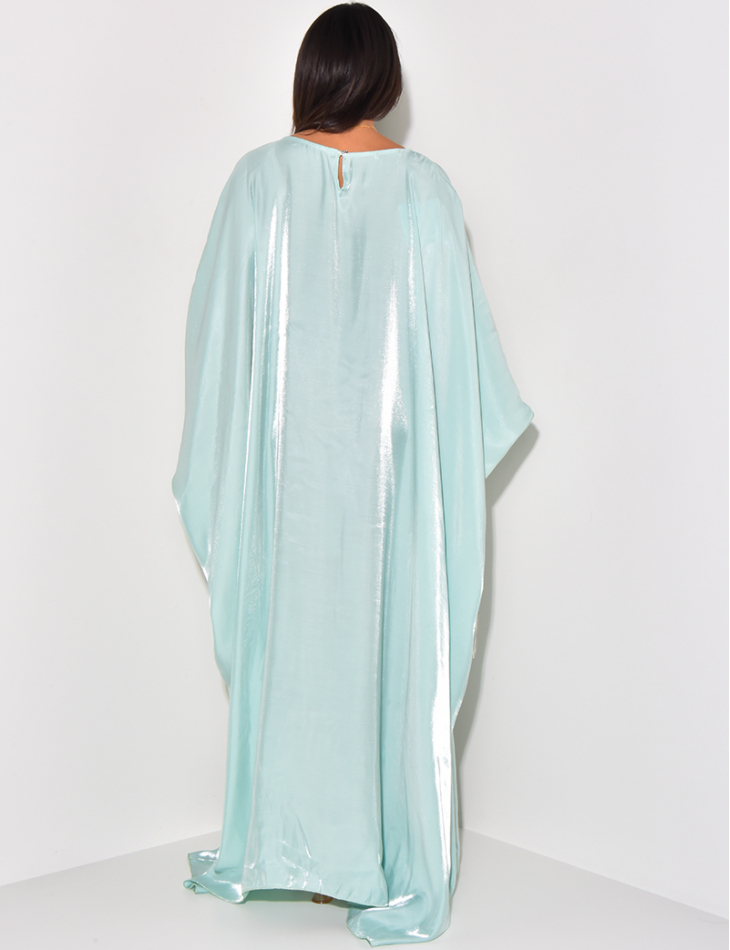 Locker sitzende Abaya aus irisierendem Stoff