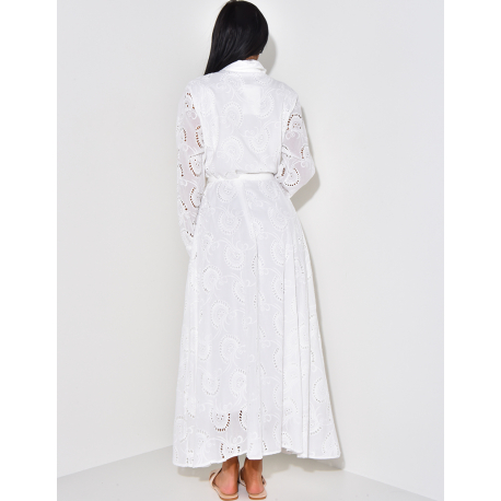 Robe chemise longue à broderies 