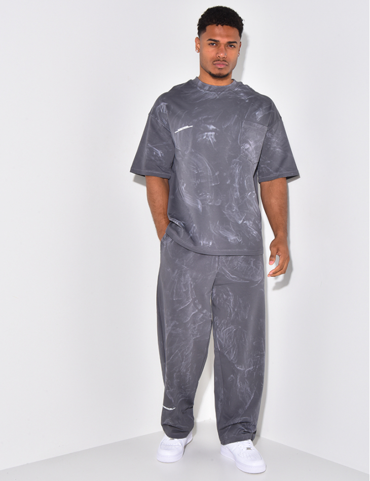 Ensemble pantalon et t-shirt à motifs Ensemble pantalon et t-shirt à motifs