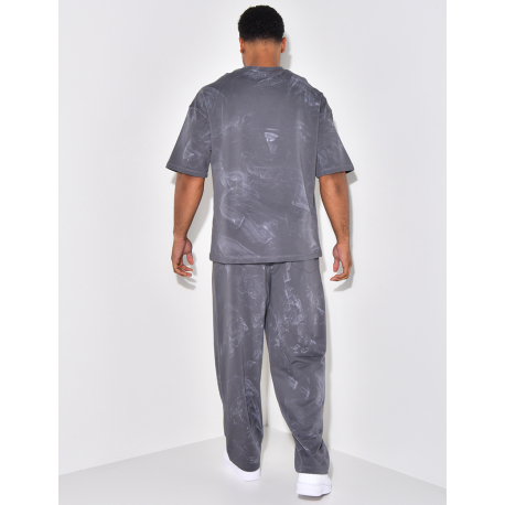 Ensemble pantalon et t-shirt à motifs Ensemble pantalon et t-shirt à motifs