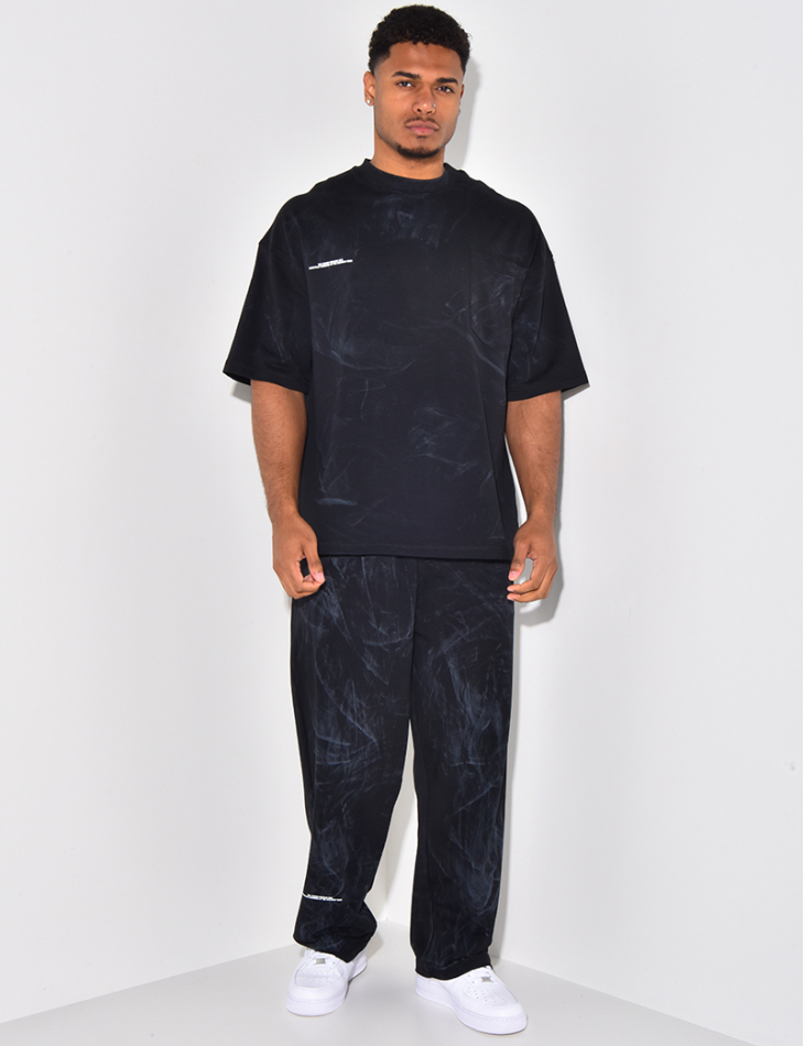 Ensemble pantalon et t-shirt à motifs Ensemble pantalon et t-shirt à motifs