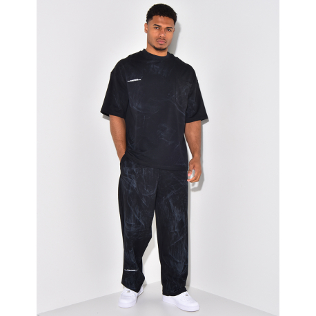 Ensemble pantalon et t-shirt à motifs Ensemble pantalon et t-shirt à motifs