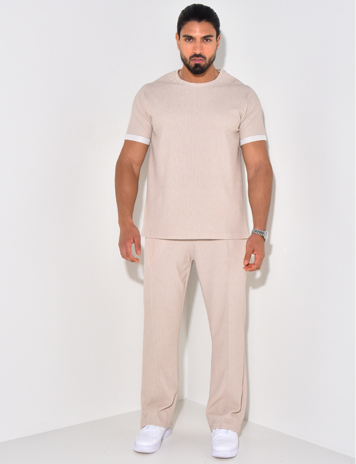 Ensemble t-shirt et pantalon